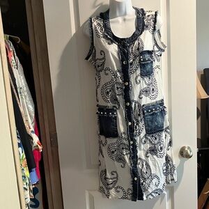 Adore White Fabric Brand Label